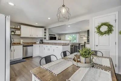 Image de Family Friendly Getaway | 4br-Playset-Trampoline
