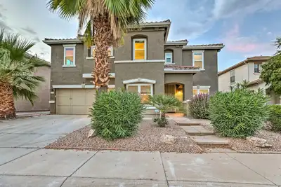 Image de Private Pool & Hot Tub: Family Home in Gilbert