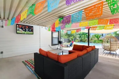 Image de Secluded backyard Oasis w near SeaWorld, Lackland