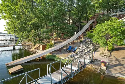 Image de Epic Lake Vacation Home - 2 Story Slide!