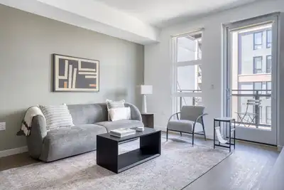 Image de Deluxe Emeryville 1br w/ Pool, Gym & W/D, walk to Safeway, by Blueground