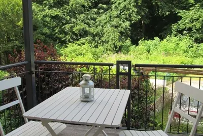 Image de Beautiful apartment with balcony, only a few minutes to the pier