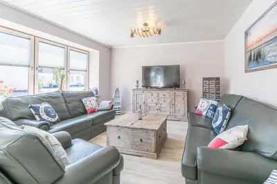 Image de Vacation home Ben. Spacious vacation home for 6 people at the harbor!