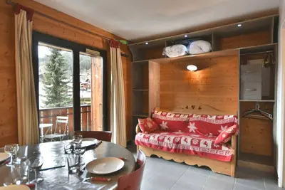 Image de Studio cosy centre-village avec balcon, parking, cuisine équipée