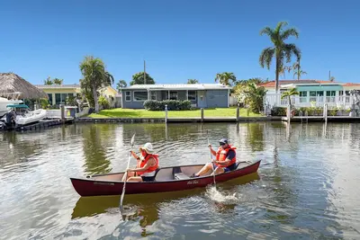 Image de Home on Canal Unit B by Pmi