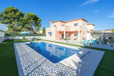 Image de Villa \"Las Palmeras\" avec Piscine, Balcon & Wi-Fi