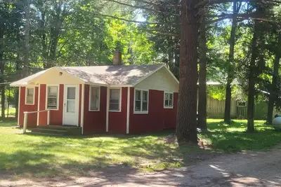 Image de Sportsman/Couples Retreat. Close to Lakes, Rivers, & Beautiful Ludington
