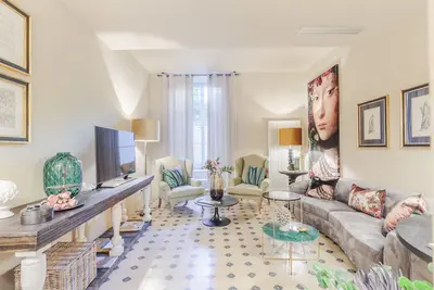 Image de Vissi D'Arte, a Luxury Ground Floor Apartment with Private Garden inside the Walls of Lucca