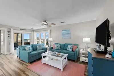 Image de Good Times n' Tan Lines | Oceanfront | Island Condominium | Avon | Sleeps 4