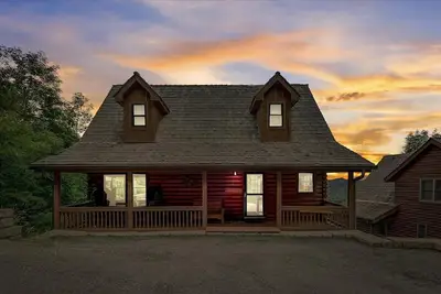 Image de Firefly Cabin! Hot Tub, Sauna, Wolf Ridge Ski Resort