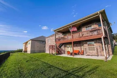 Image de Ozark Mountain views! Family! Quiet area!
