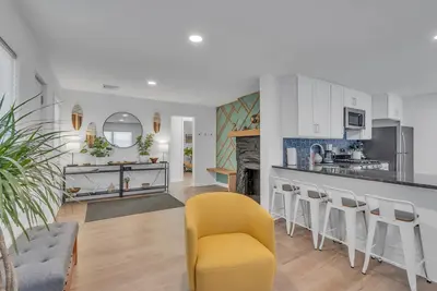 Image de Spacious 3-Bedroom Bungalow in Bradley Beach
