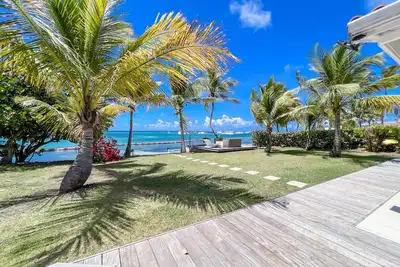Image de Villa bord de mer piscine privée et vue imprenable