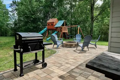 Image de Private Countryside Home near Lake Lure:Play Set-FirePit-Grill-Large yard!