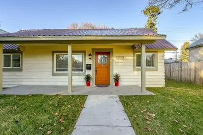 Image de Beautiful Home located on the main road in resort town Coeur d' Alene