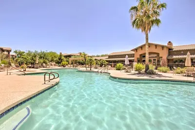 Image de Work or Play! Resort-Style Scottsdale Retreat