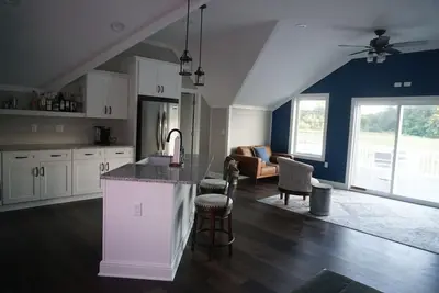 Image de New Barn Apartment on 55 acres/waterfront
