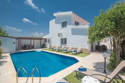 Image de The Complete Guide to Renting Your Exclusive Holiday Villa in Protaras with Private Pool and Close to the Beach