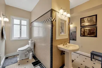 Image de Historic Spacious Beach Condo Downtown Long Beach