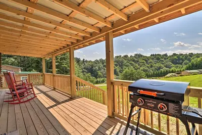Image de Grill & River Access: Tiny Cabin in Sparta!