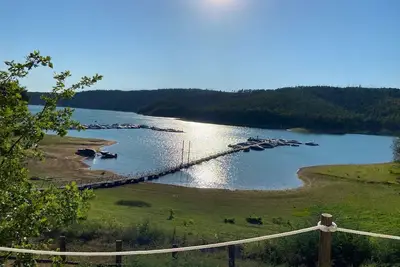 Image de Maison de vacances familiale moderne de 160m2 proche lac pour 10 personnes. . .