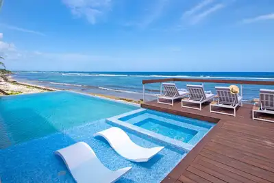 Image de Present Moment: Family Beach House w/Pool, Spa, Free Kayak + Kid’s Suite w/Xbox One