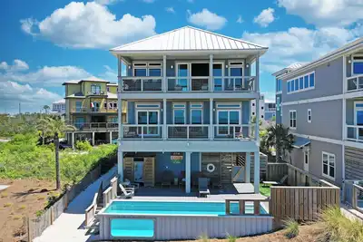 Image de Good Fortune-Gulf-Front, Super Cool Pool, Great for Multiple Families