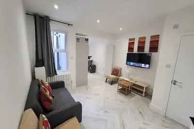 Image de Cosy, family friendly large 4-Bed House. Close to Bluewater & Lakeside shopping.