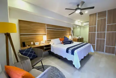 Image de Brand new condo Golden Zone Bucerias 1 block from the beach