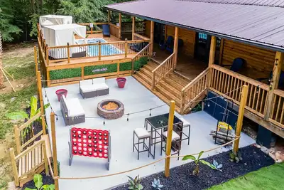 Image de Sleep Over Log Cabin, Swim Spa on 7 Acres