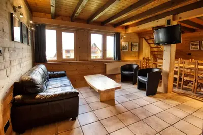 Image de Joli chalet sur les pistes, au calme et bien équipé!