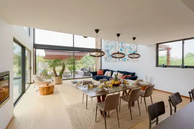 Image de Troya Regal Villa By CadenzaLux