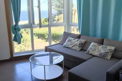 Image de Complete apartment with sea and mountain views