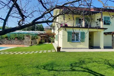 Image de Fantastic farmhouse with swimming pool just a step away from Cinque Terre.