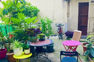 Image de Appartement plein de charme Ă Montmartre