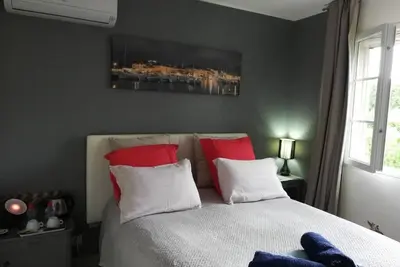 Image de chambre d hôte confort et petit déjeuner au centre de Patrimonio