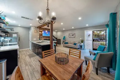 Image de Pool \/ 2 Br 1 Ba \/ Townhouse \/ Hikers Welcome