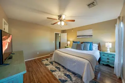 Image de Near Kino / 3br & 2ba / Outdoor Living / Fenced