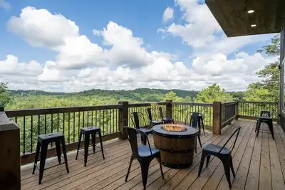 Image de 7p salt water Hot Tub/New construction/Amazing view