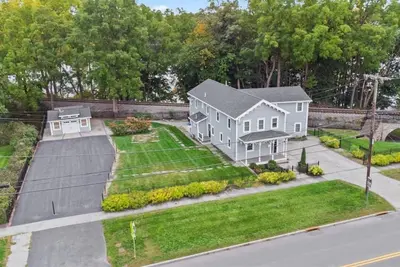 Image de Newly Renovated | Flx Lake Access | Near Casino