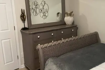 Image de Beautifully Decorated on Condo on Lake