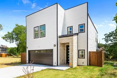 Image de Spacious Modern Chic 5br Home in Dallas - 9 Beds!