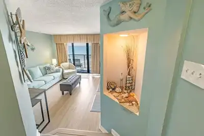 Image de Resort condo w/ balcony & hot tubs