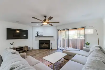 Image de Fully renovated 2bd/2bath condo in Scottsdale