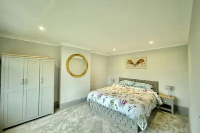 Image de Newly renovated Farmhouse on a working farm
