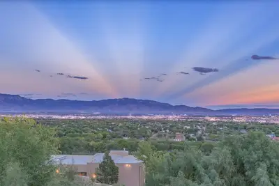 Image de Exclusive views, private pool, desert paradise!