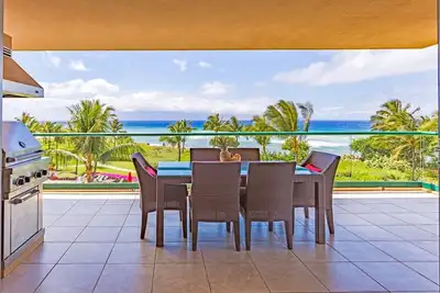 Maui Resort Rentals: Honua Kai - 4 Total Bedrooms, Over 3000 Combined Sq. Ft. , Gorgeous Oceanfront Views!