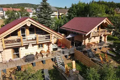 Image de Spacious chalet (110sqm) for up to 6 people with balcony