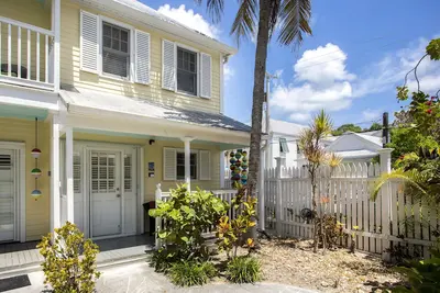 Image de Beach Paradise in the Keys! Location! Location! 2 Blocks to Duval St