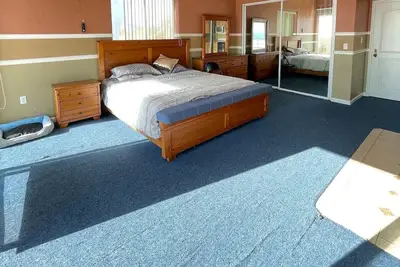 Oceanviews king suite w/breathtaking views and sounds right outside